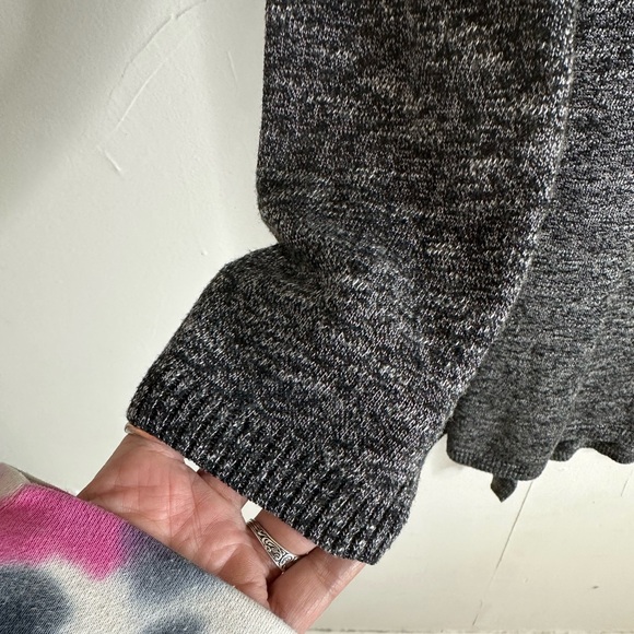 Zara Knit Oversized Sweater – Size P (Fits Up to XL) – Soft & Stretchy - Picture 2 of 4